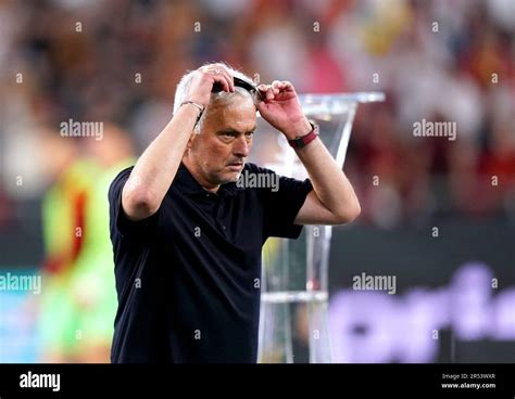 Roma Manager Jose Mourinho Removes His Runner Up Medal After Losing The