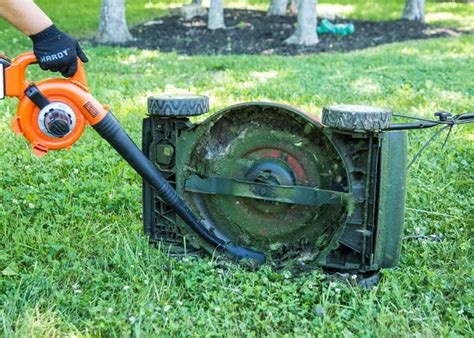 Common Mowing Mistakes You’re Probably Making And How To Fix Them