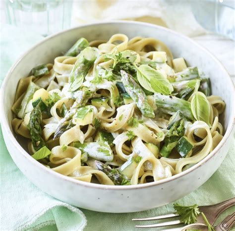 Nudeln Mit Spargel Zucchini Hofgut Kuntz