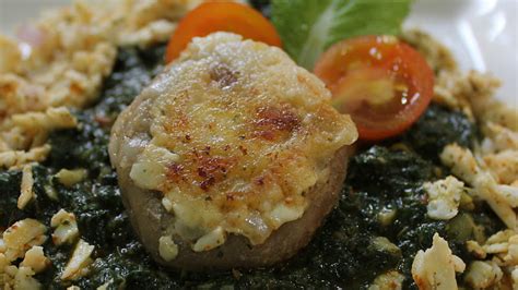 Stuffed Mushroom With Spinach Ribbons To Pastas