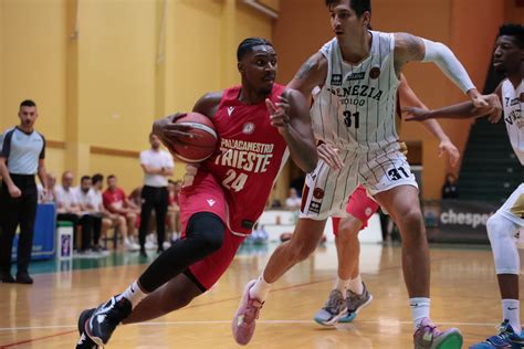 Pallacanestro Trieste Accertamenti Medici Per Frank Bartley