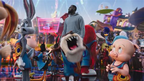 Meet The Fun Cast Of Space Jam All Background Characters And Their