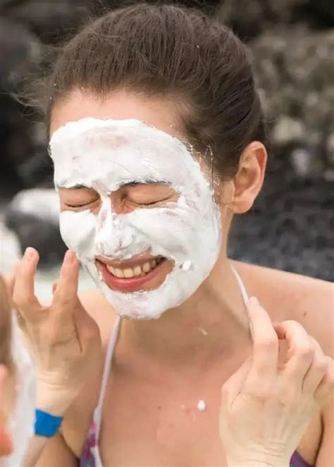 A Guide To Making Homemade Face Masks For Sensitive Skin