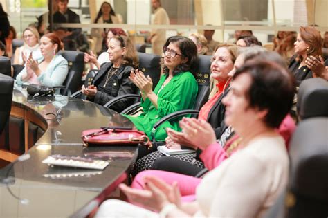 Pesquisadora da Univali é homenageada na Assembleia Legislativa de