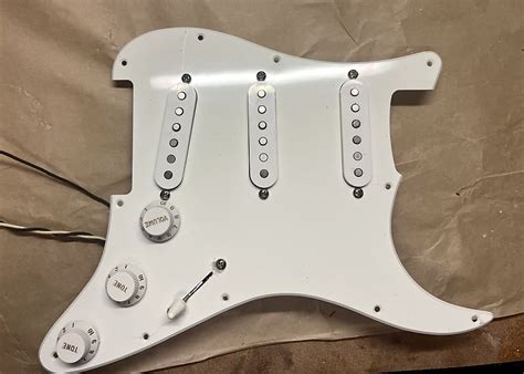 Fralin Vintage Hot Strat Pickup Set Loaded 11 Hole Pickguard Reverb