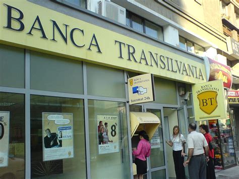 Ai cont sau card la Banca Transilvania Schimbare importantă în