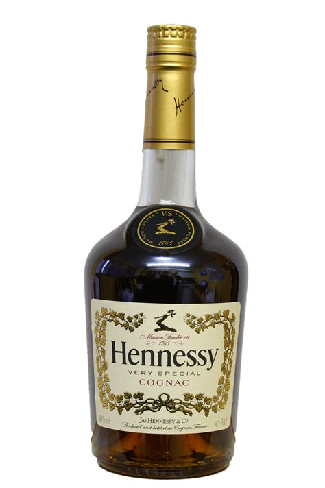 Hennessy Label Logo.png