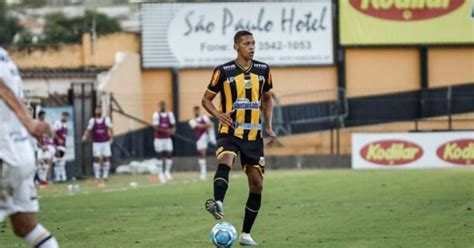 Corinthians Tem Acordo Verbal Para Contratar Zagueiro Do Novorizontino