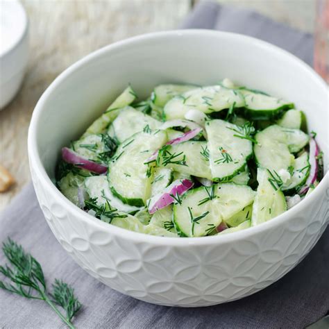 Salade De Concombre Au Yogourt Grec TOUGO Oppskrift