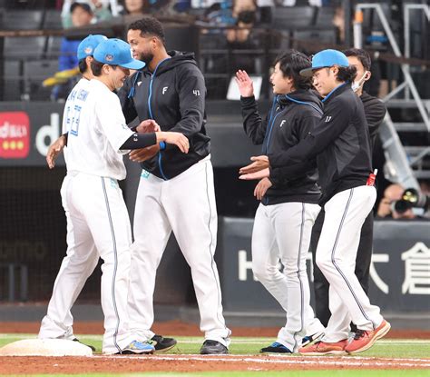 【日本ハム】伊藤大海6回4失点、野手の奮闘で黒星免れ「相手じゃなくて良かった」苦笑い プロ野球写真ニュース 日刊スポーツ