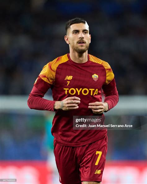 Lorenzo Pellegrini Of As Roma Warms Up Prior To The Uefa Europa News