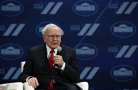 6how Warren Buffett Conquered Fear Of Public Speaking دانشگاه زندگی