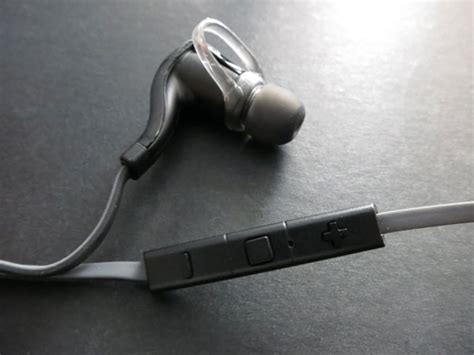 Review Plantronics Backbeat Go 2 Bluetooth Wireless Earbuds