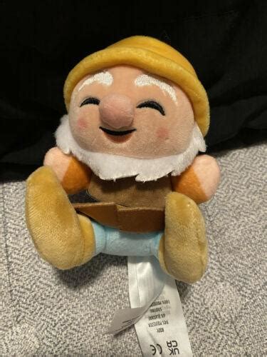 Disney Wishables Snow White And The Seven Dwarfs Plush Limited Release