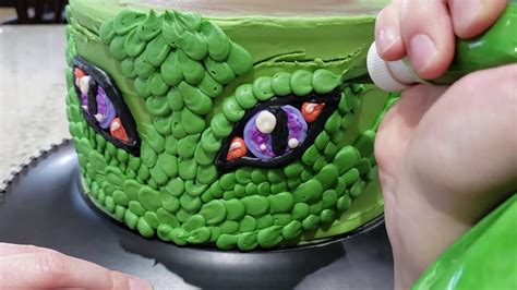 Buttercream Dragon Cake - YouTube