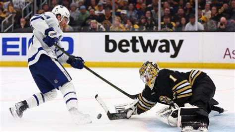 Montgomery calls Swayman Bruins' best player vs. Maple Leafs