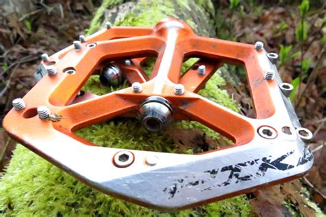 Five of the Best MTB Flat Pedals - BikeMag