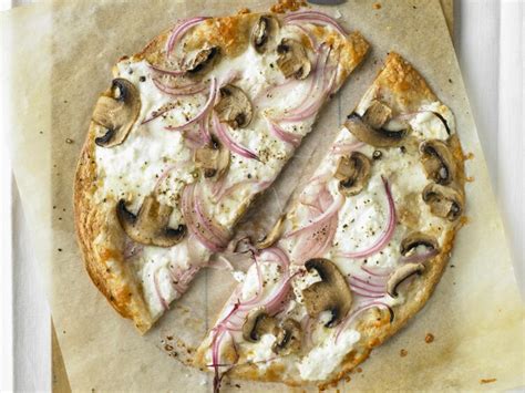 Pizza à La Crème Facile Découvrez Les Recettes De Cuisine Actuelle