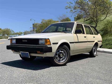 1983 Toyota Corolla Hatchback Brown Rwd Automatic Deluxe Classic