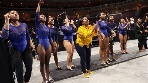 History-making Fisk U gymnastics team comes to William & Mary | abc10.com