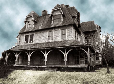 List of 15 most haunted places in America