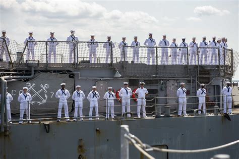 USS Vella Gulf Returns from Deployment > United States Navy > News Stories