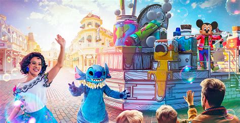 Disneyland Paris Deelt Ontwerp Van Nieuwe Muzikale Parade Looopings