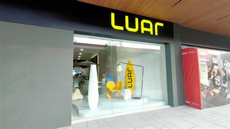 Luar Buka Showroom Di Indonesia Design District Pik Hadirkan