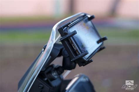 A Quick Release Motorcycle Phone Holder Thats Tough And Secure Adv Pulse