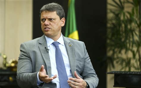 Tarcísio de Freitas diz que resultado das urnas é soberano