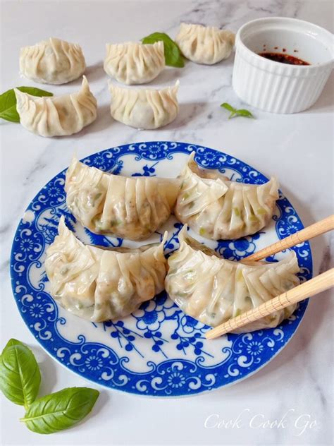 The Best Chinese Shrimp Dumplings (虾饺) - COOK COOK GO