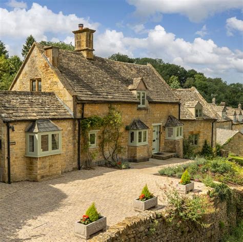 Cotswold Cottage For Sale In Snowshill Village Gloucestershire