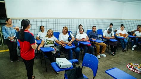 Notícias Movimento Ninguém Fora Da Escola Da Prefeitura De Manaus