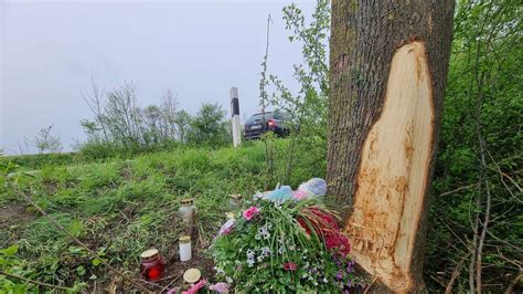 Unfall Bei Warburg Zwei Tote Kinder Weitere Unf Lle Verursacht