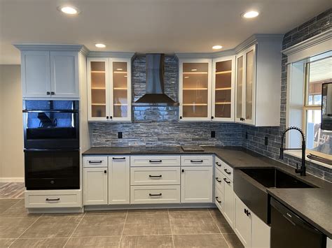 Stardew Lyon S Custom Cabinetry Llc