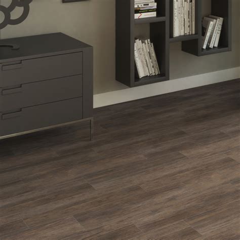 Finwood Brown Wood Effect Tiles 185x598cm Tile Warehouse