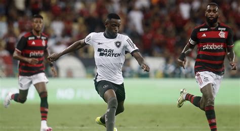 Milton Neves crava placar de Flamengo x Botafogo pelo Brasileirão Vai