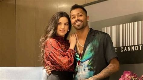 Hardik Pandya Natasa Stankovic Getting Divorced Reddit Post To Lose 70 Property Rumour