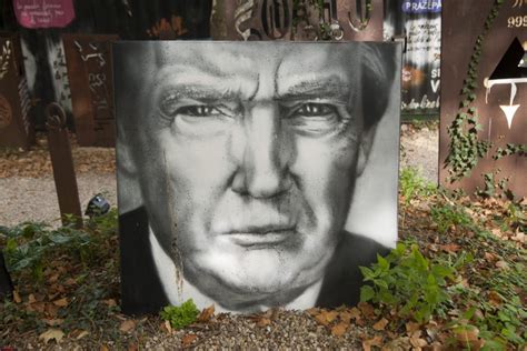 See Wall Graffiti Praising And Parodying Donald Trump Urbanist