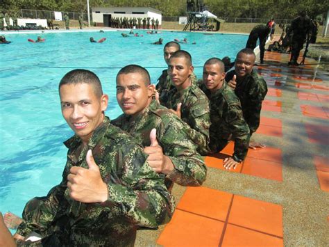 Fuerzas Militares De Colombia On Twitter Un Día Más De Entrenamiento