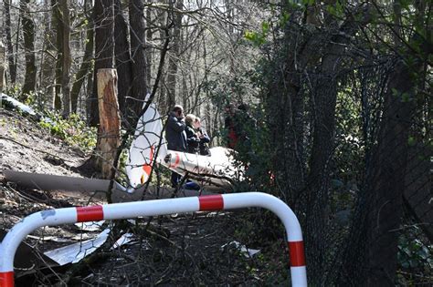 Oerlinghausen Nrw Pilot Stirbt Bei Absturz Von Segelflugzeug