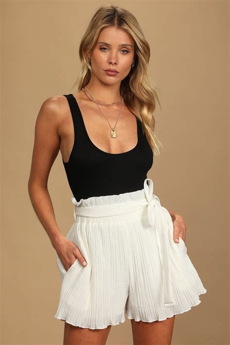 White Woven Shorts Pleated Shorts High Waisted Shorts Lulus