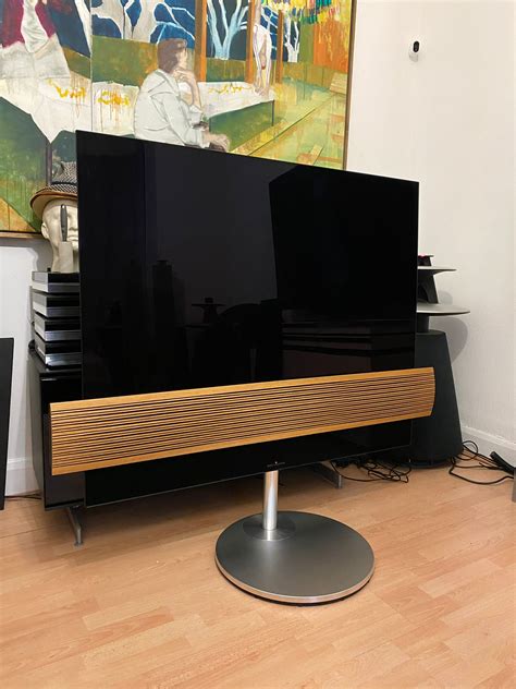 Bang Olufsen BeoVision Eclipse 55 OLED 4K Motorised Floorstand