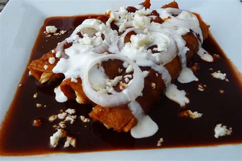 Enchiladas Rojas ¡una Receta Tradicional De México En Tu Mesa