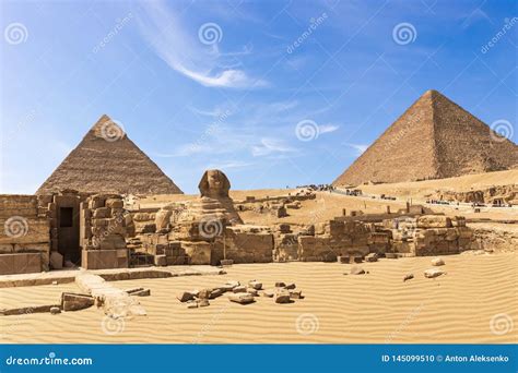 Le Grandi Piramidi Del Complesso Di Giza La Sfinge La Piramide Di