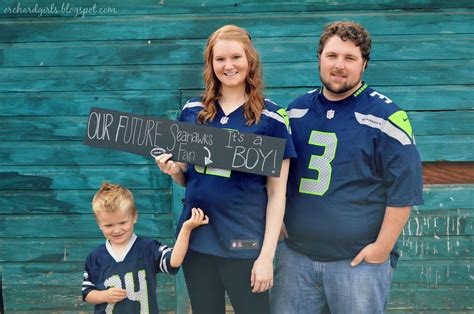 Orchard Girls Pregnancy Photoshoot And Gender Reveal Announcement