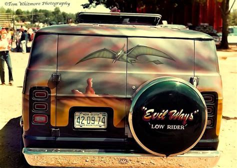 16 World Van Association Van Vans Lowriders