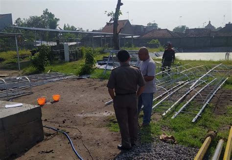 Segel Tower Seluler Di Jombang Dilepas Usai Pemkab Keluarkan Izin