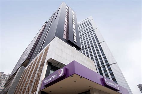 PREMIER INN LEEDS CITY CENTRE (LEEDS ARENA) HOTEL $62 ($̶8̶2̶) - Updated 2022 Prices & Reviews ...