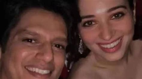 Tamannaah Bhatia Vijay Varma Spotted Kissing At New Year Part See